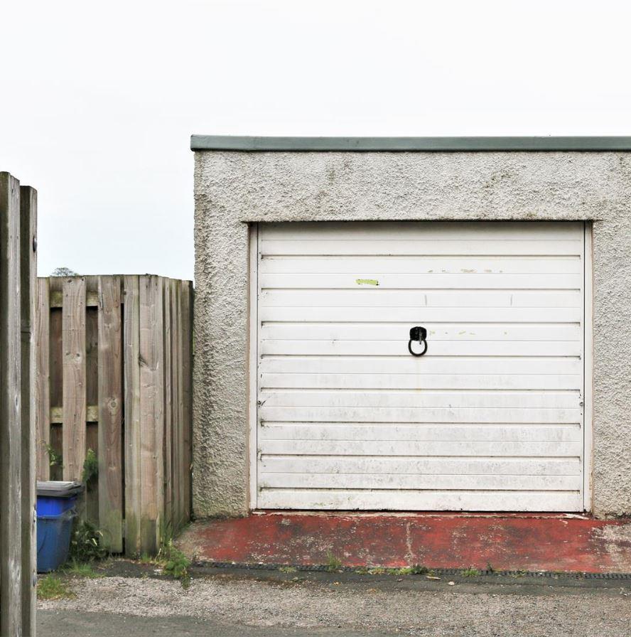 gARAGE.JPG